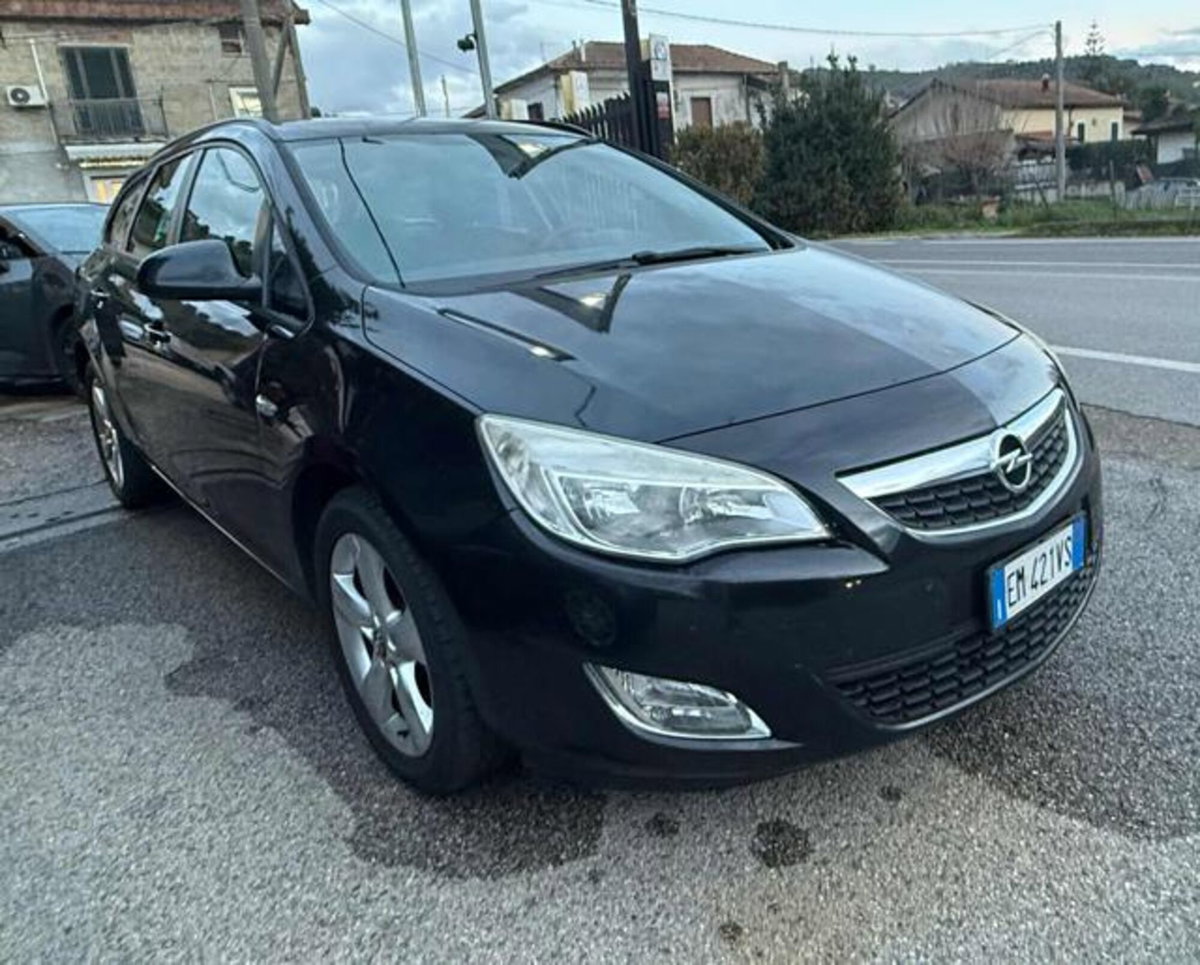 Opel Astra Station Wagon 1.7 CDTI 110CV Sports Cosmo (4)