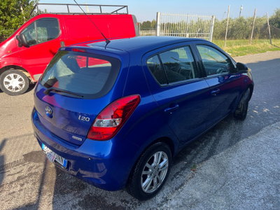 Hyundai i20 1.4 CRDi 5p. Comfort (6)