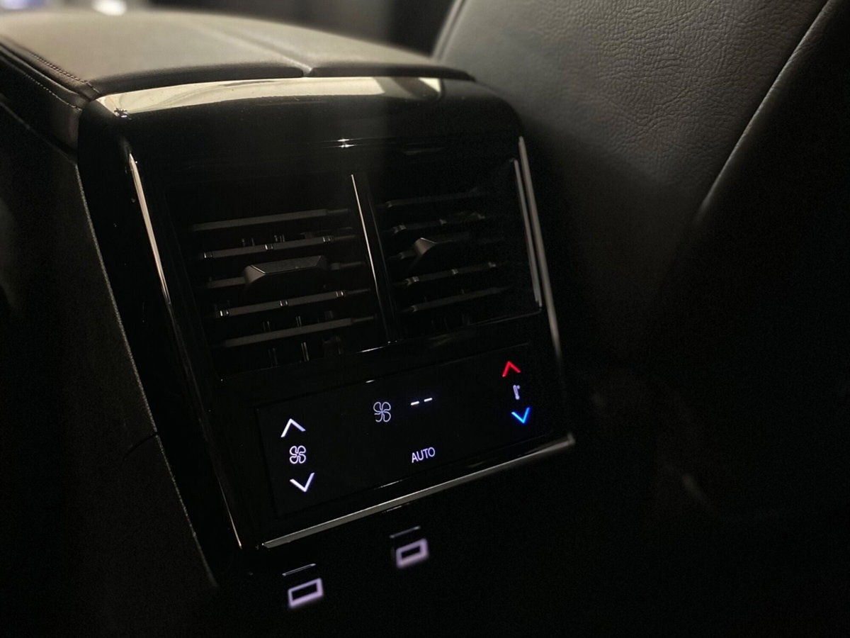 Ds DS 7 DS 7 Crossback BlueHDi 130 aut. Performance Line (19)