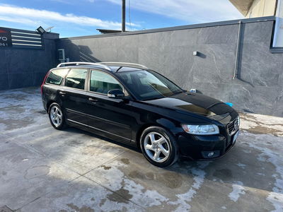 Volvo V50 D2 R-design usata