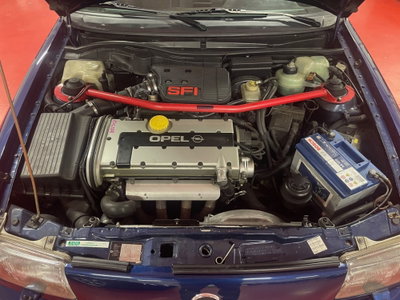 Opel Astra 16V cat 3 porte GSi (9)