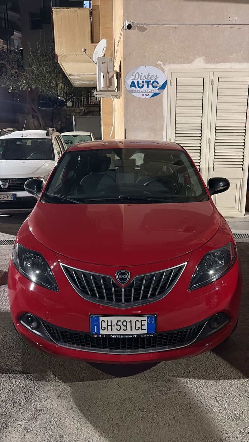 Lancia Ypsilon 1.0 FireFly 5 porte S&S Hybrid Ecochic Silver