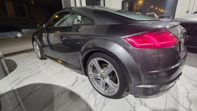 Audi TT Coupé 2.0 TDI ultra S line (16)