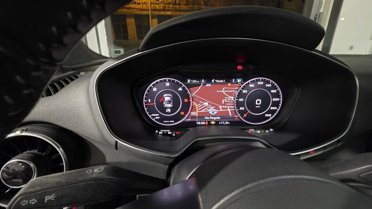 Audi TT Coupé 2.0 TDI ultra S line (20)
