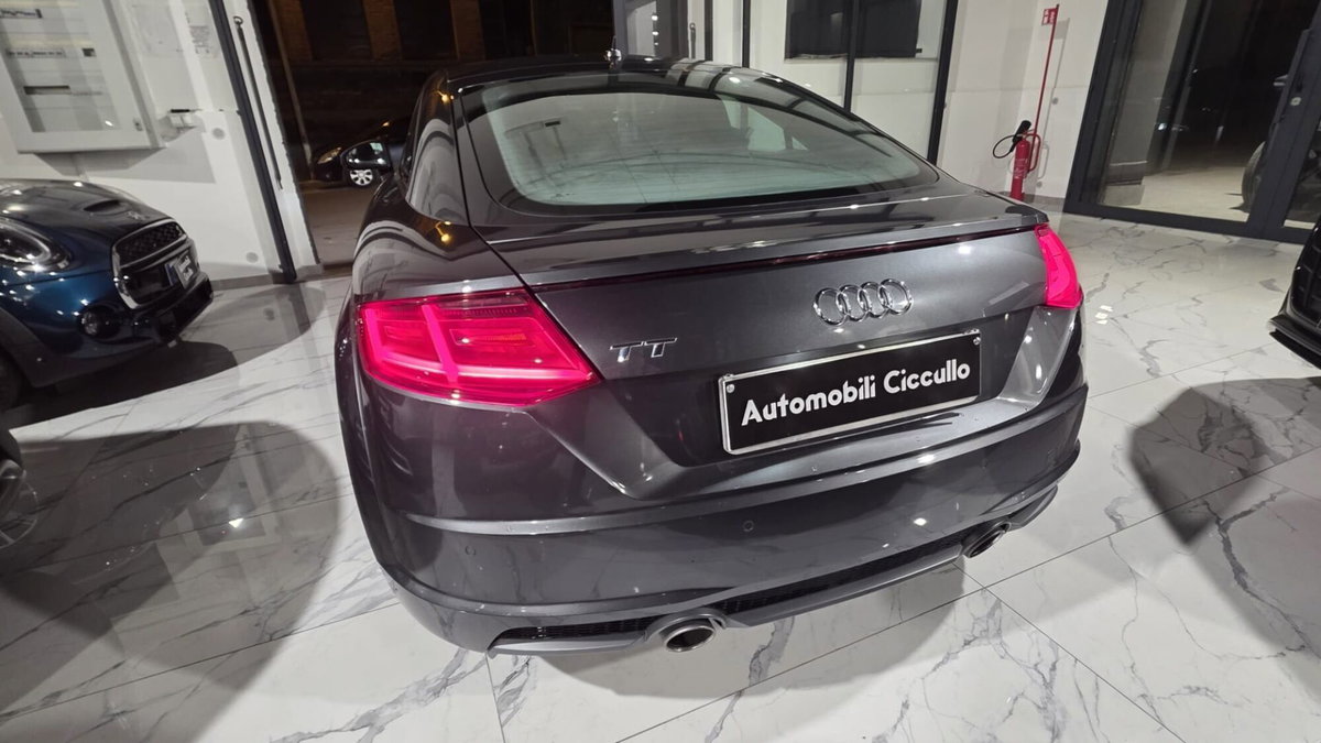 Audi TT Coupé 2.0 TDI ultra S line (9)