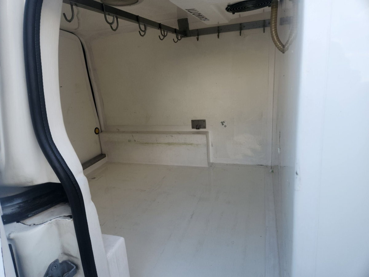 Ford Transit Connect  220L 1.8 TDDi cat PL-TA (2)