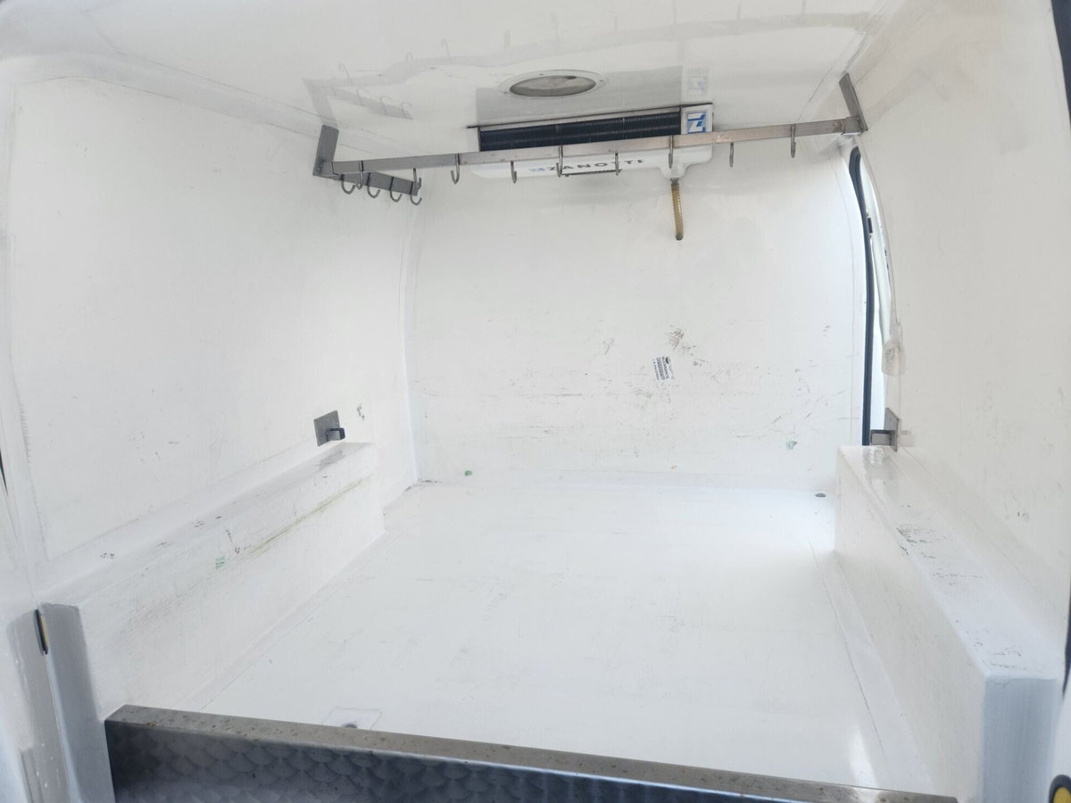 Ford Transit Connect  220L 1.8 TDDi cat PL-TA (3)