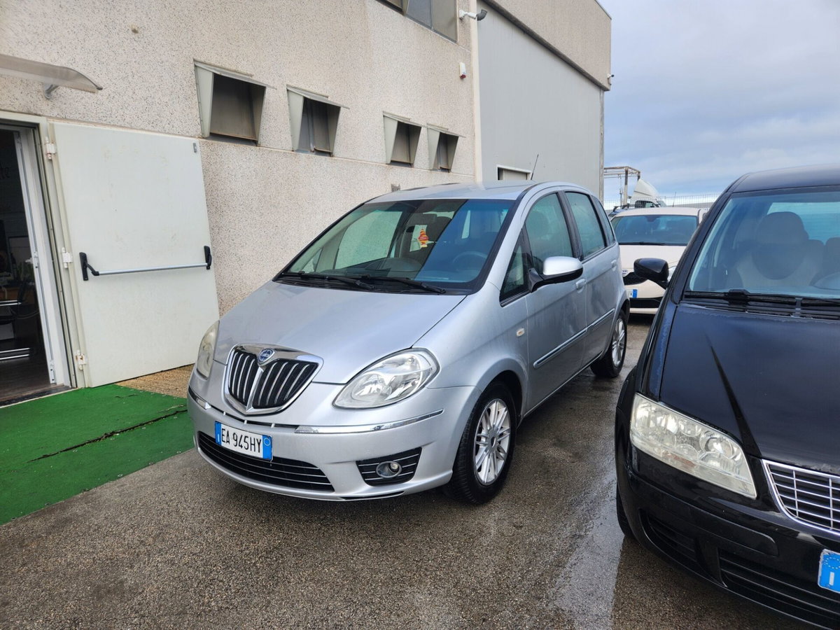 Lancia Musa 1.3 Multijet 16V 70 CV Argento (3)