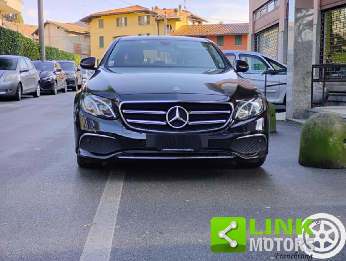 Mercedes-Benz Classe E 220 d 4Matic Auto Sport (2)