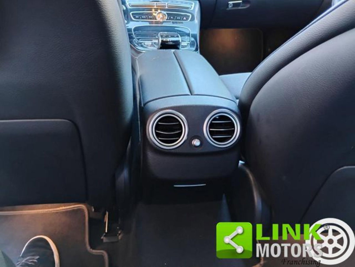 Mercedes-Benz Classe E 220 d 4Matic Auto Sport (15)