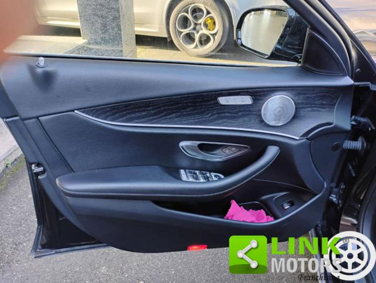 Mercedes-Benz Classe E 220 d 4Matic Auto Sport (8)