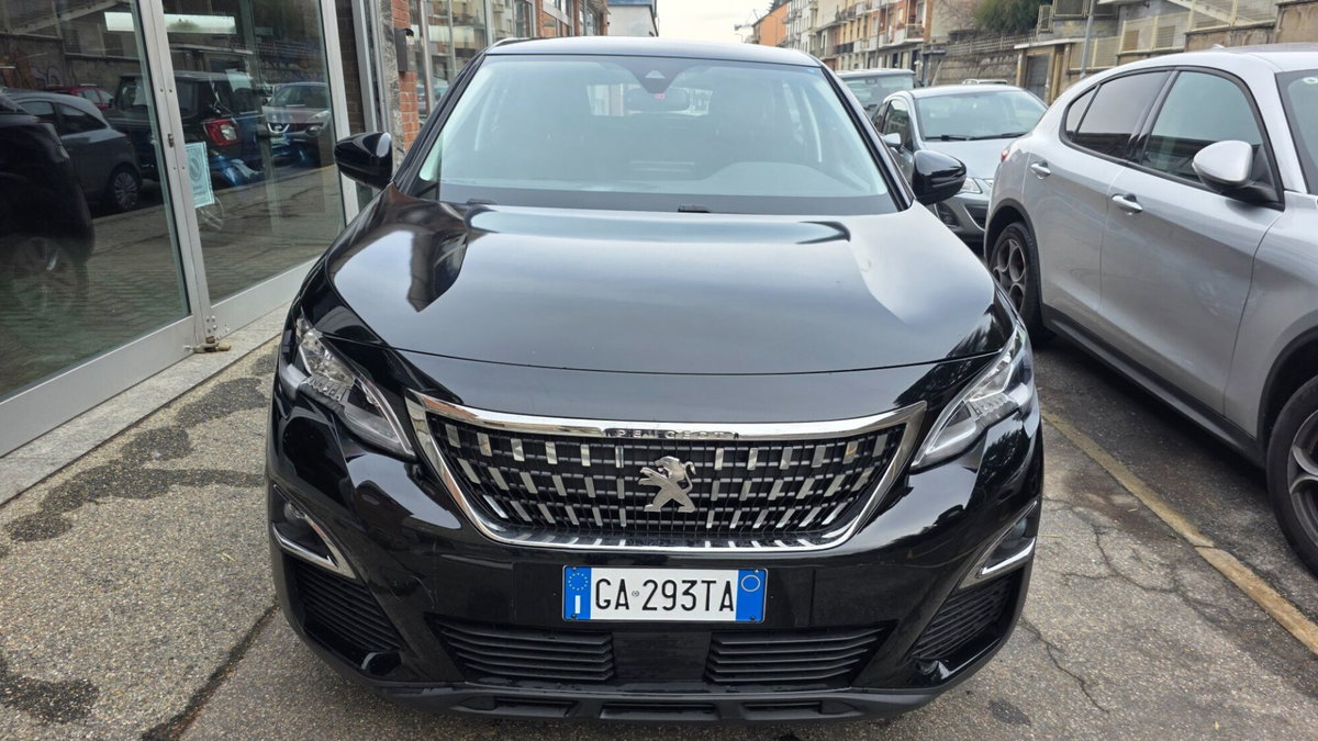 Peugeot 3008 BlueHDi 130 S&S Business (2)