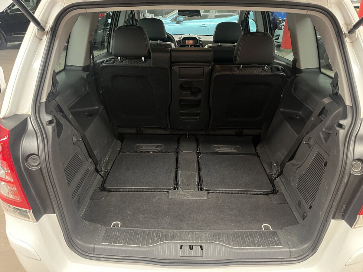 Opel Zafira 1.8 16V VVT Edition (14)