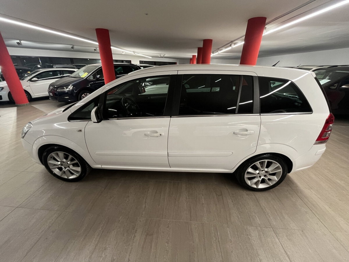 Opel Zafira 1.8 16V VVT Edition (6)