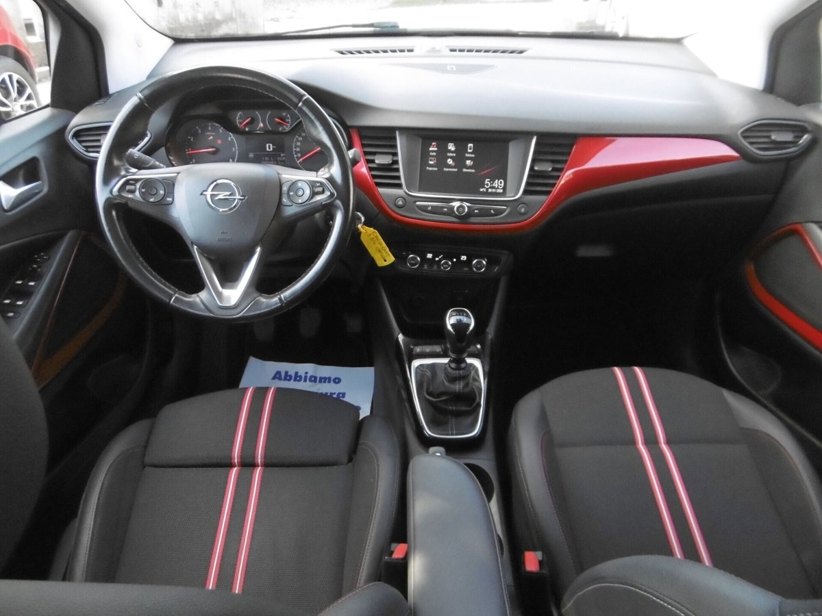 Opel Crossland 1.5 ECOTEC D 110 CV Start&Stop GS Line (10)