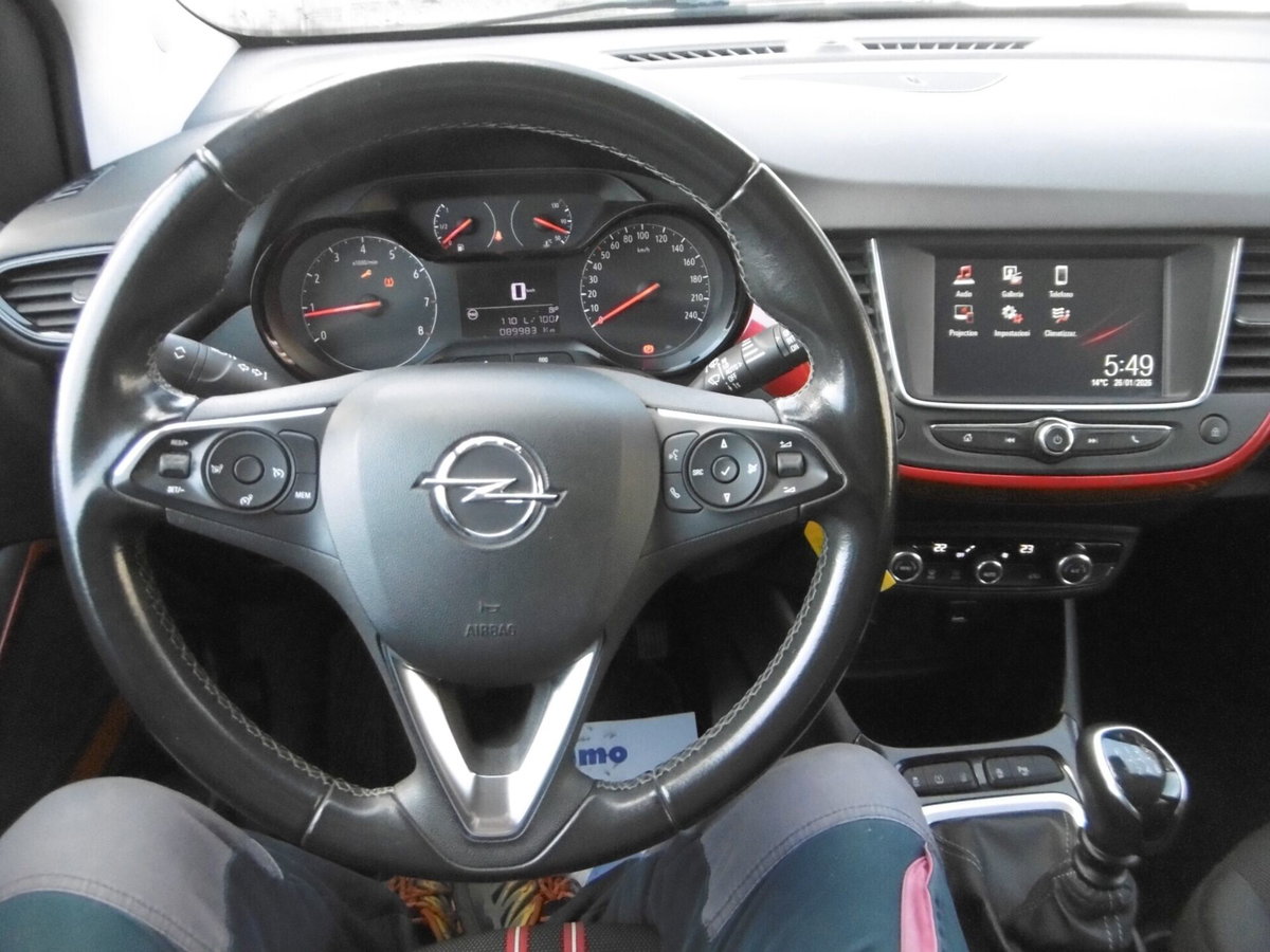 Opel Crossland 1.5 ECOTEC D 110 CV Start&Stop GS Line (11)