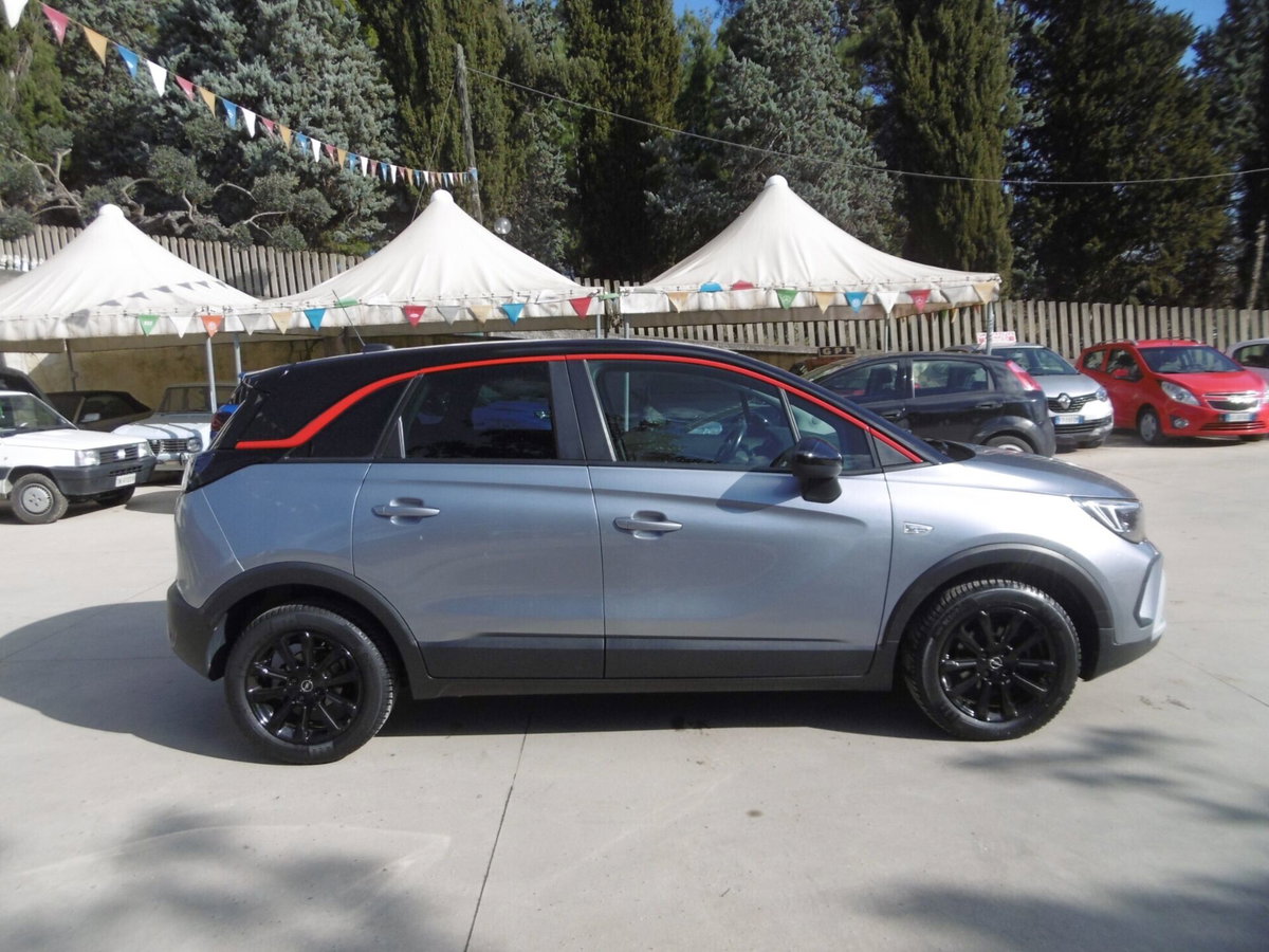 Opel Crossland 1.5 ECOTEC D 110 CV Start&Stop GS Line (4)