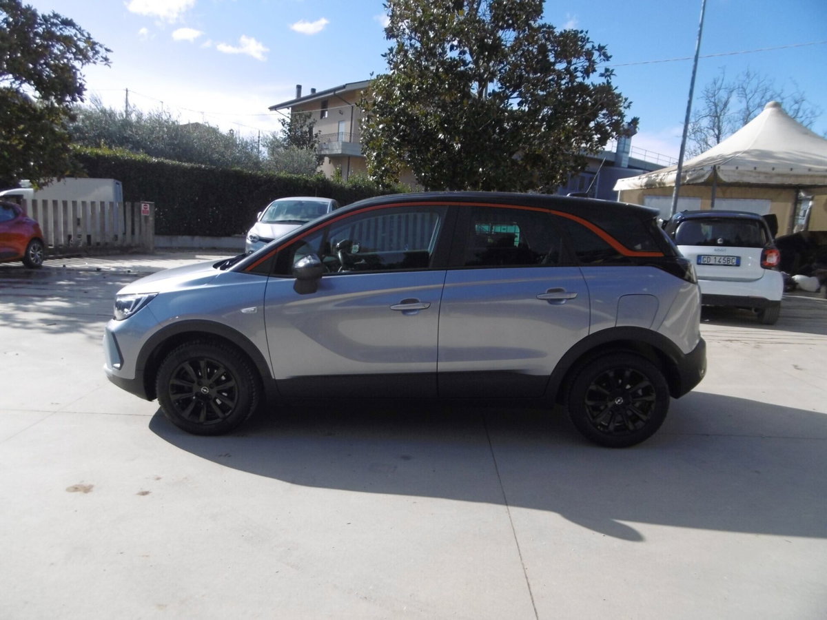 Opel Crossland 1.5 ECOTEC D 110 CV Start&Stop GS Line (8)