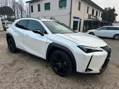 Lexus UX Hybrid Midnight usata