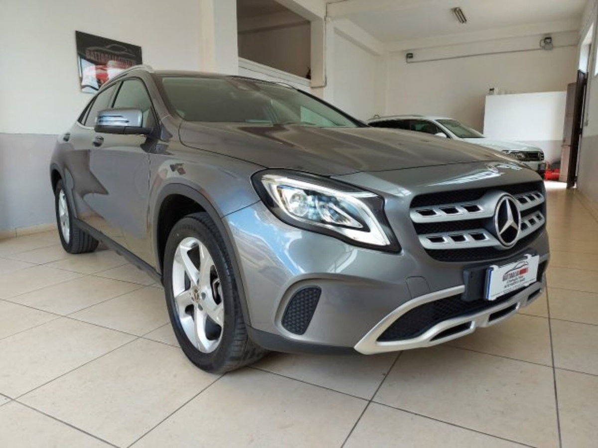 Mercedes-Benz GLA SUV 200 d Automatic Sport (2)