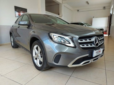 Mercedes-Benz GLA SUV 200 d Automatic Sport (2)