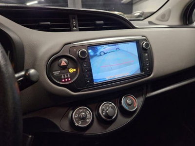 Toyota Yaris 1.D-4D 5 porte (14)