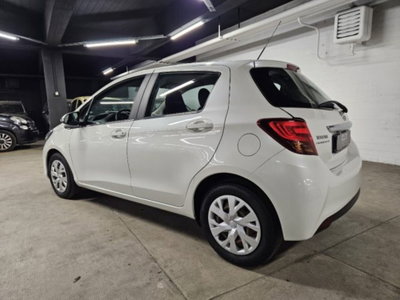 Toyota Yaris 1.D-4D 5 porte (6)