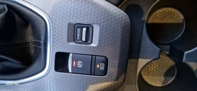 Nissan Qashqai 1.3 mhev N-Connecta 2wd 140cv (13)