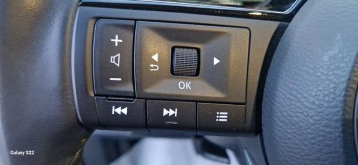 Nissan Qashqai 1.3 mhev N-Connecta 2wd 140cv (15)