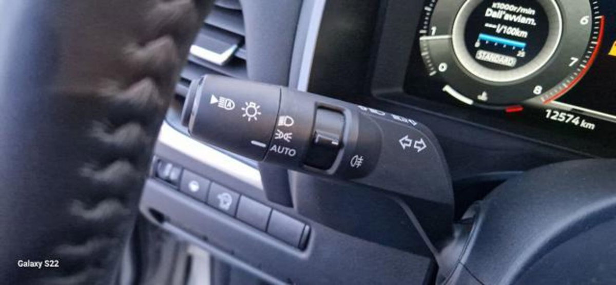 Nissan Qashqai 1.3 mhev N-Connecta 2wd 140cv (16)