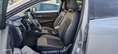 Nissan Qashqai 1.3 mhev N-Connecta 2wd 140cv (8)