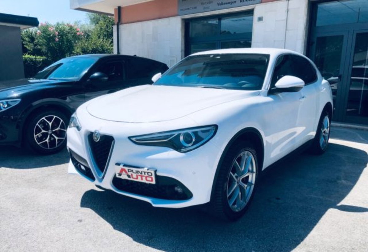 Alfa Romeo Stelvio Stelvio 2.2 Turbodiesel 190 CV AT8 Q4 Super Business (18)