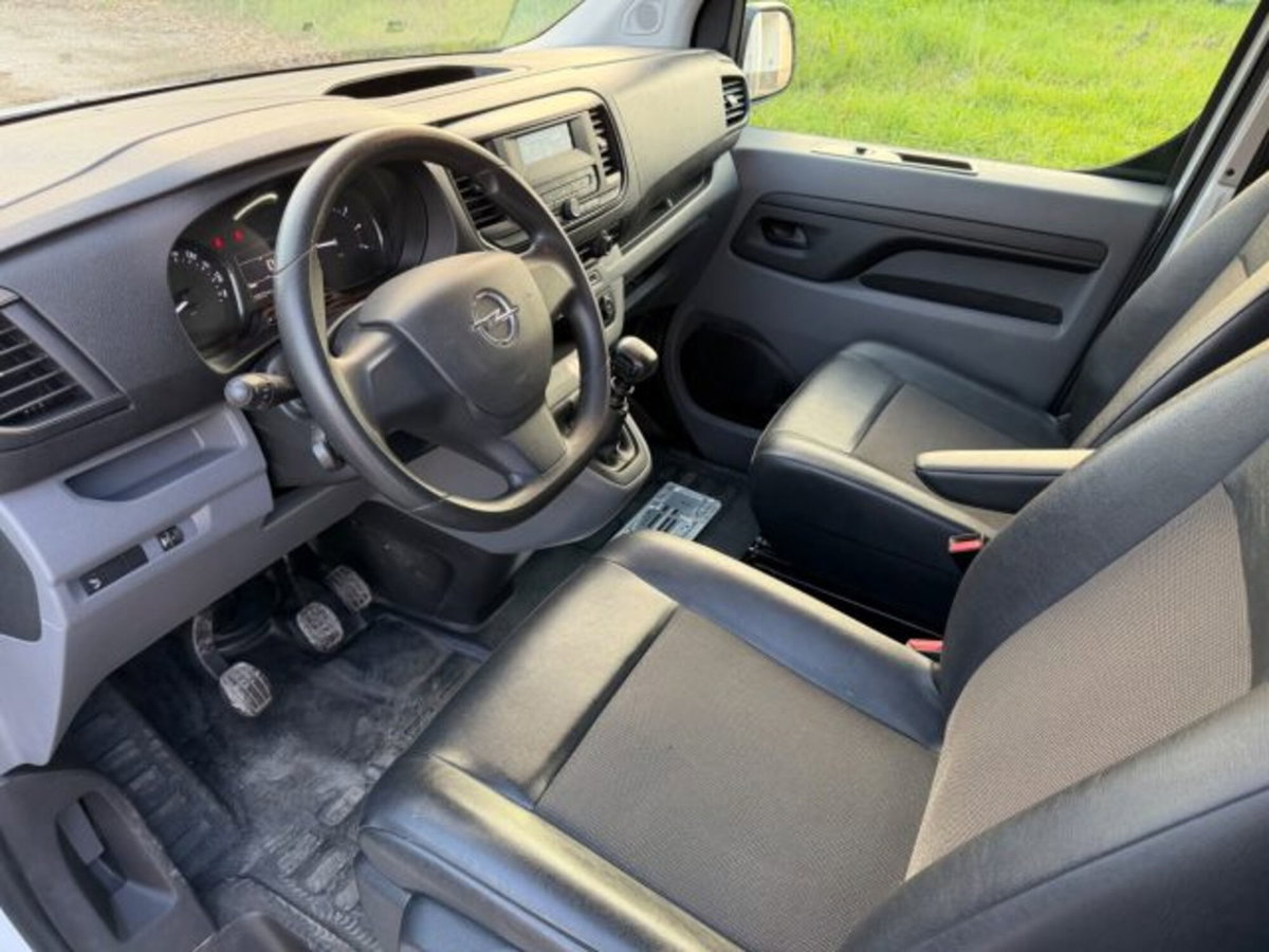 Opel Vivaro Furgone 1.5 Diesel 120CV S&S PC-TN S Furgone Enjoy (13)