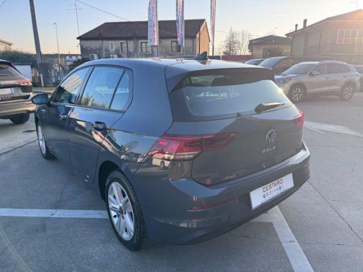 Volkswagen Golf 2.0 TDI SCR Life (5)