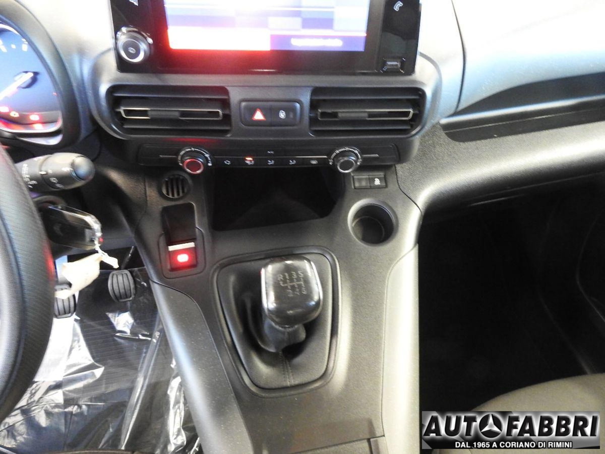 Citroen Berlingo PureTech 110 Stop&Start M Feel (18)