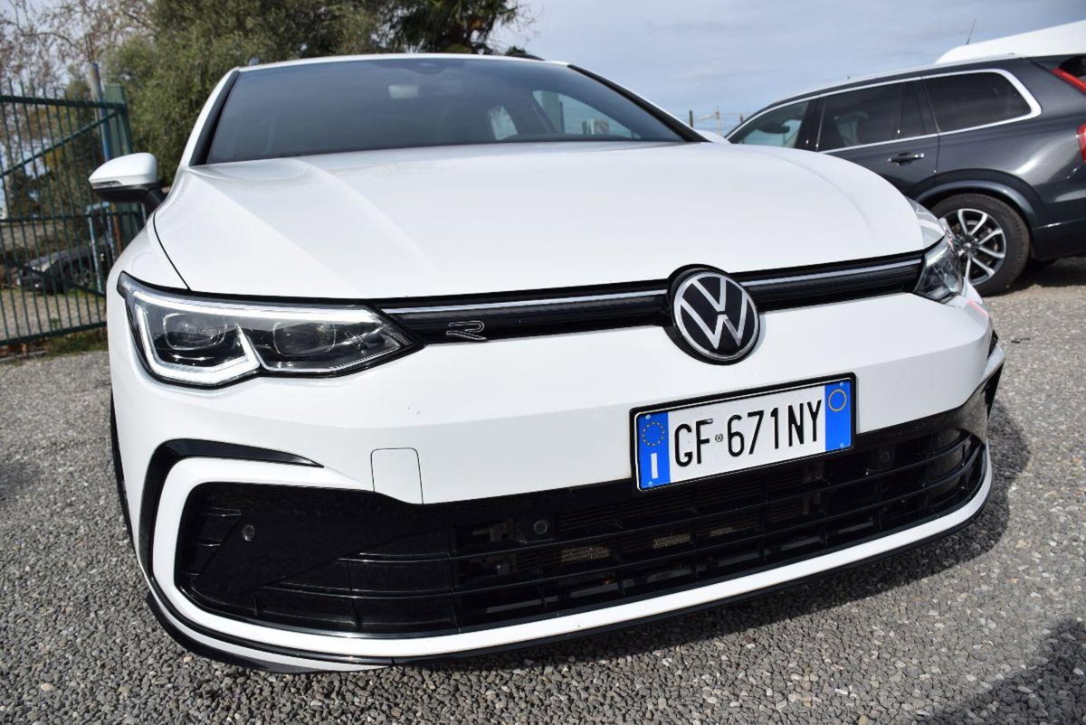 Volkswagen Golf Variant 2.0 TDI 150 CV DSG SCR 4Motion R-Line (13)