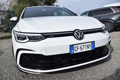 Volkswagen Golf Variant 2.0 TDI 150 CV DSG SCR 4Motion R-Line (13)