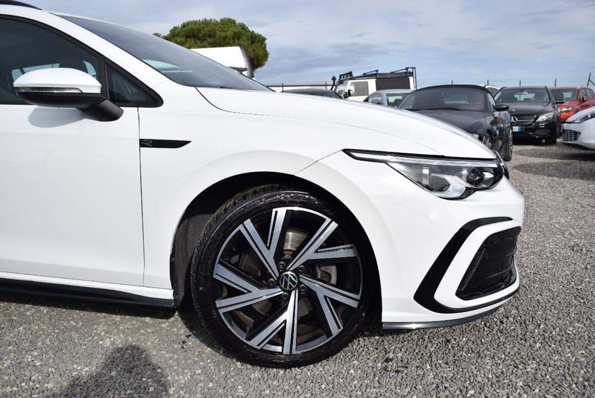 Volkswagen Golf Variant 2.0 TDI 150 CV DSG SCR 4Motion R-Line (15)