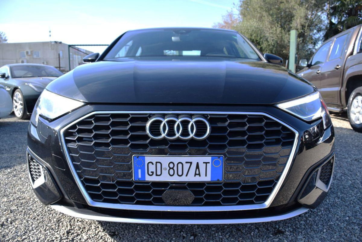 Audi A3 Sedan 35 TDI S tronic Business (13)