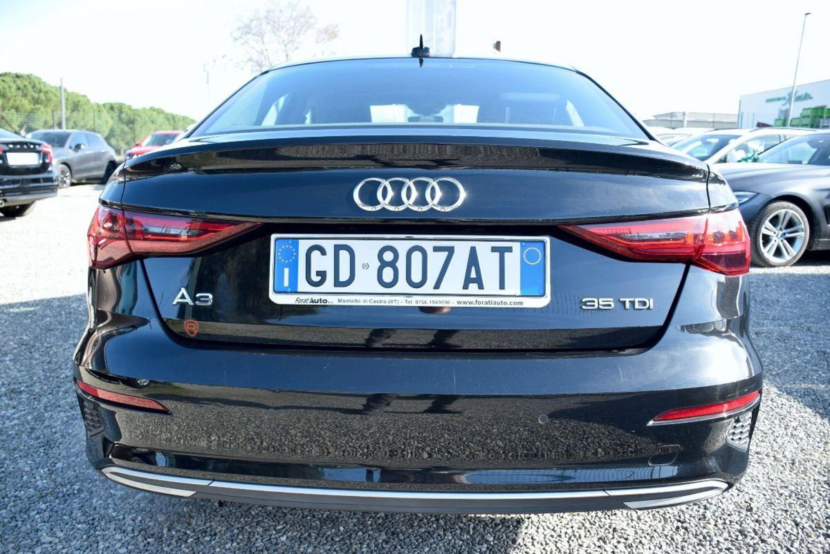 Audi A3 Sedan 35 TDI S tronic Business (16)