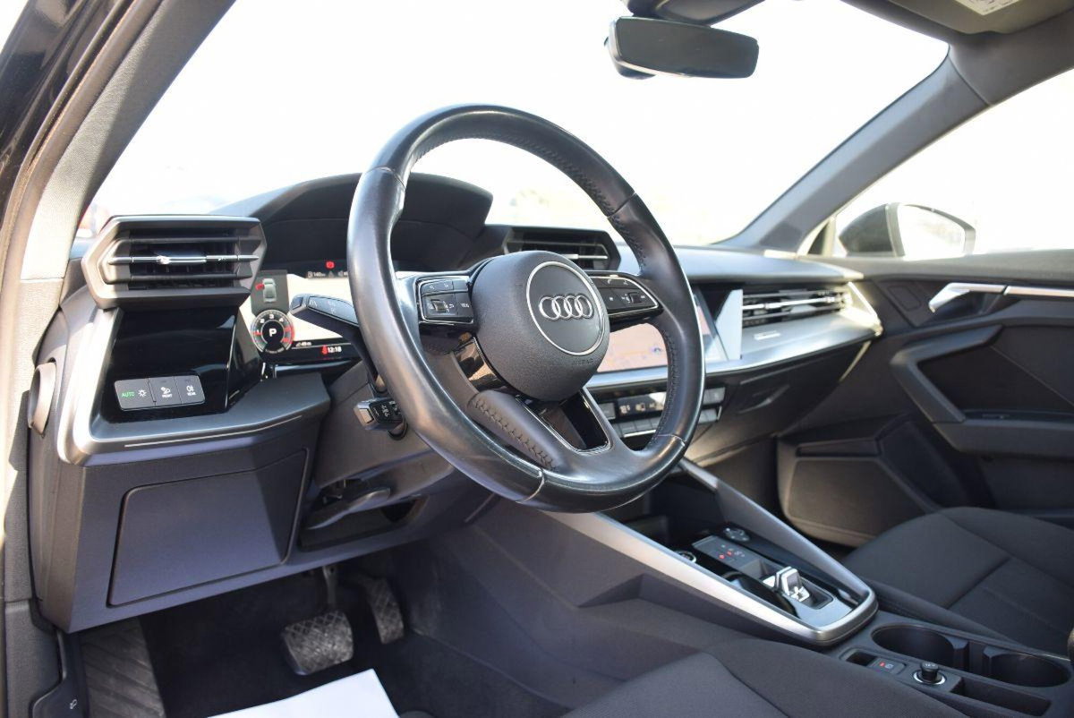 Audi A3 Sedan 35 TDI S tronic Business (5)