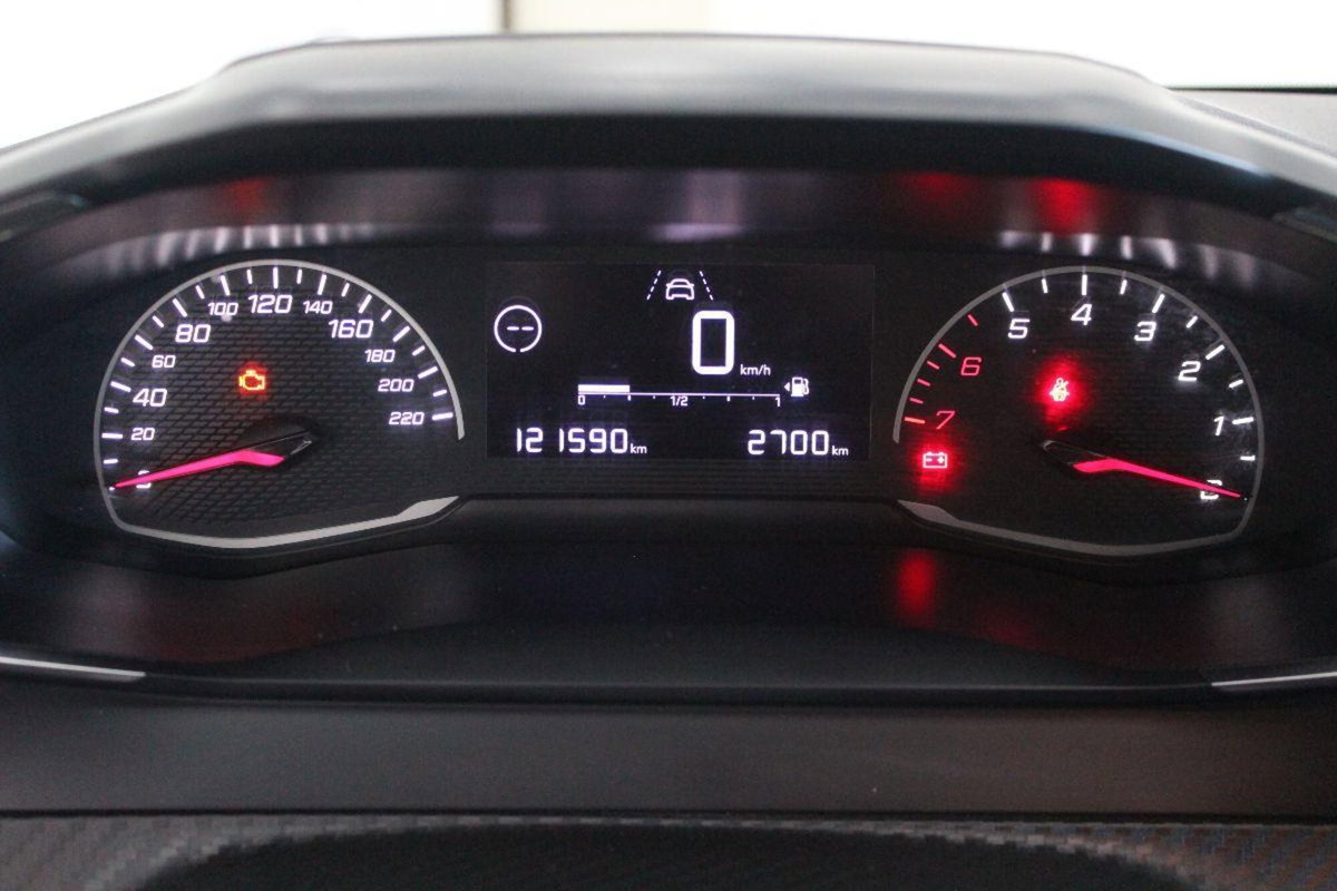 Peugeot 208 BlueHDi 100 Stop&Start 5 porte Active (10)