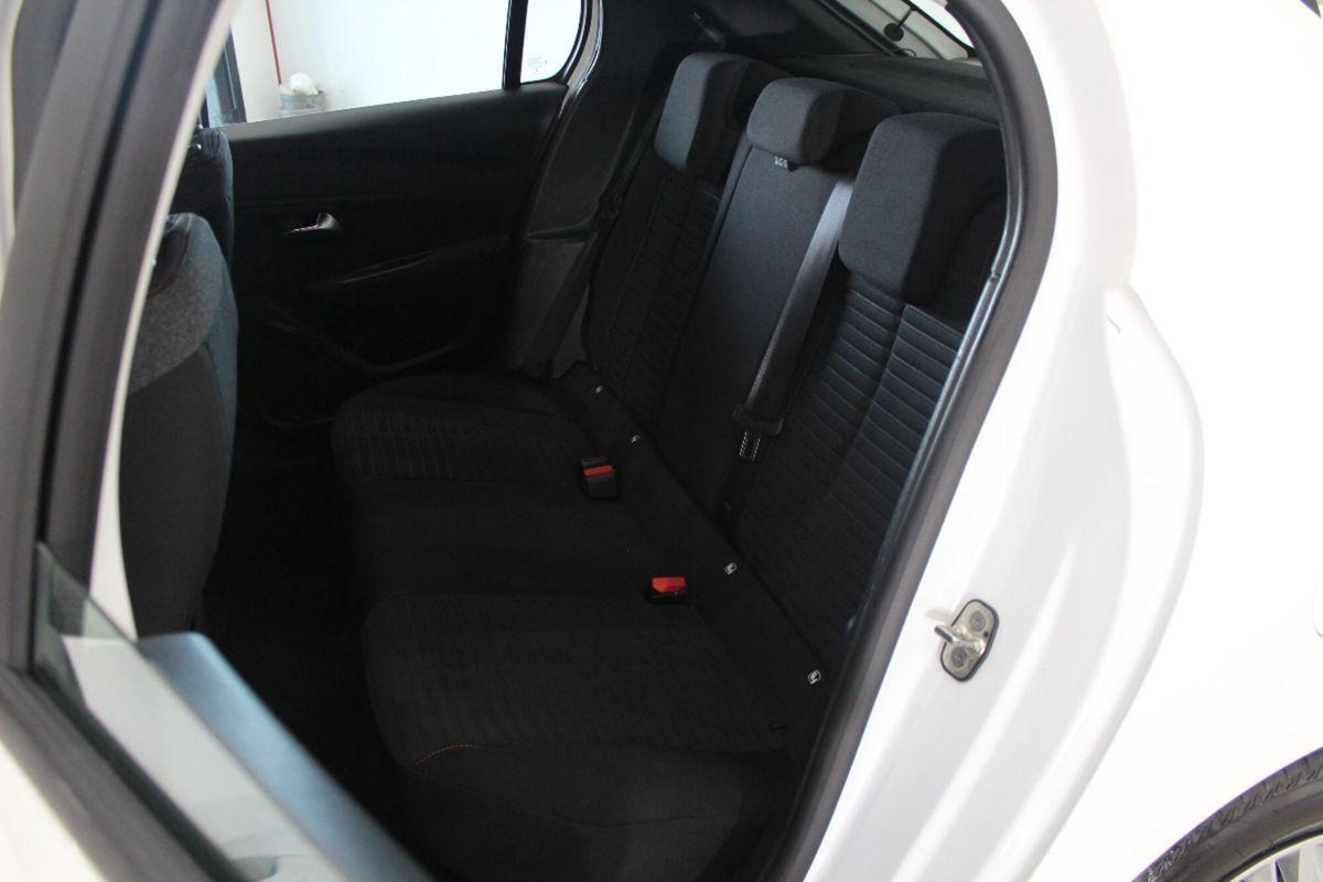 Peugeot 208 BlueHDi 100 Stop&Start 5 porte Active (12)