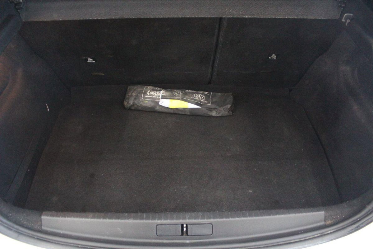 Peugeot 208 BlueHDi 100 Stop&Start 5 porte Active (18)