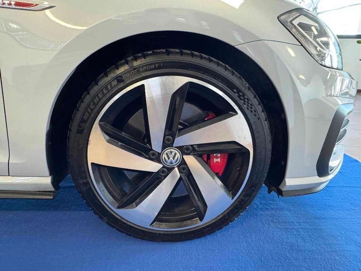 Volkswagen Golf GTI Performance 2.0 245 CV TSI 5p. BMT (13)