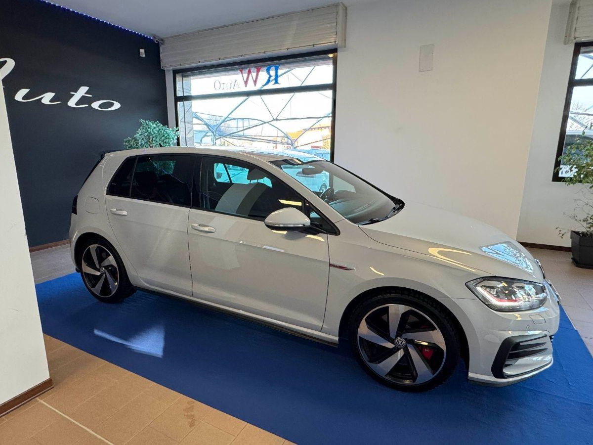 Volkswagen Golf GTI Performance 2.0 245 CV TSI 5p. BMT (3)