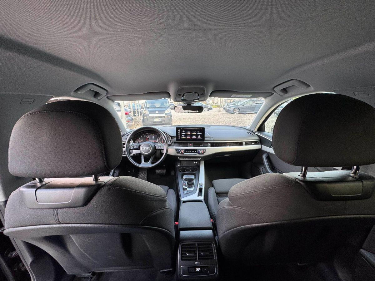 Audi A4 2.0 TDI 190 CV S tronic S line edition (10)