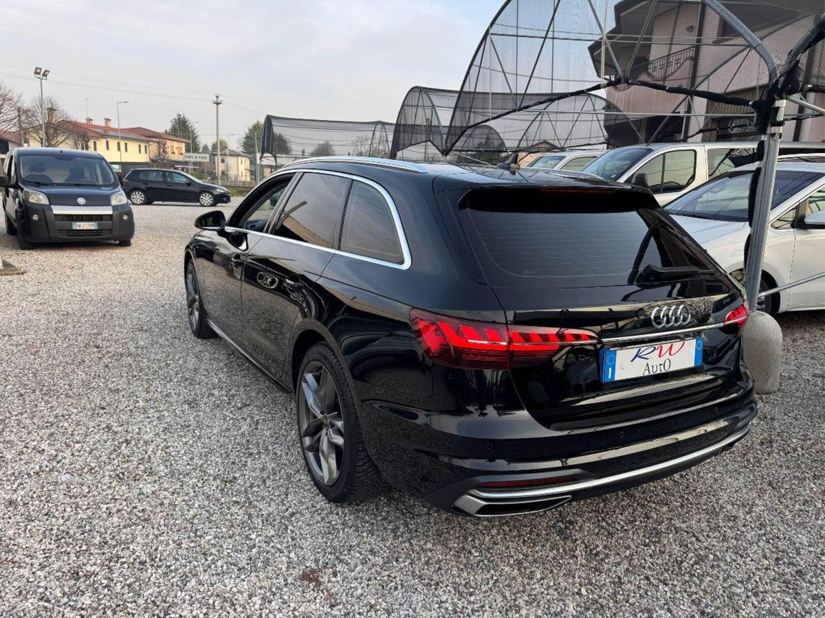 Audi A4 2.0 TDI 190 CV S tronic S line edition (5)