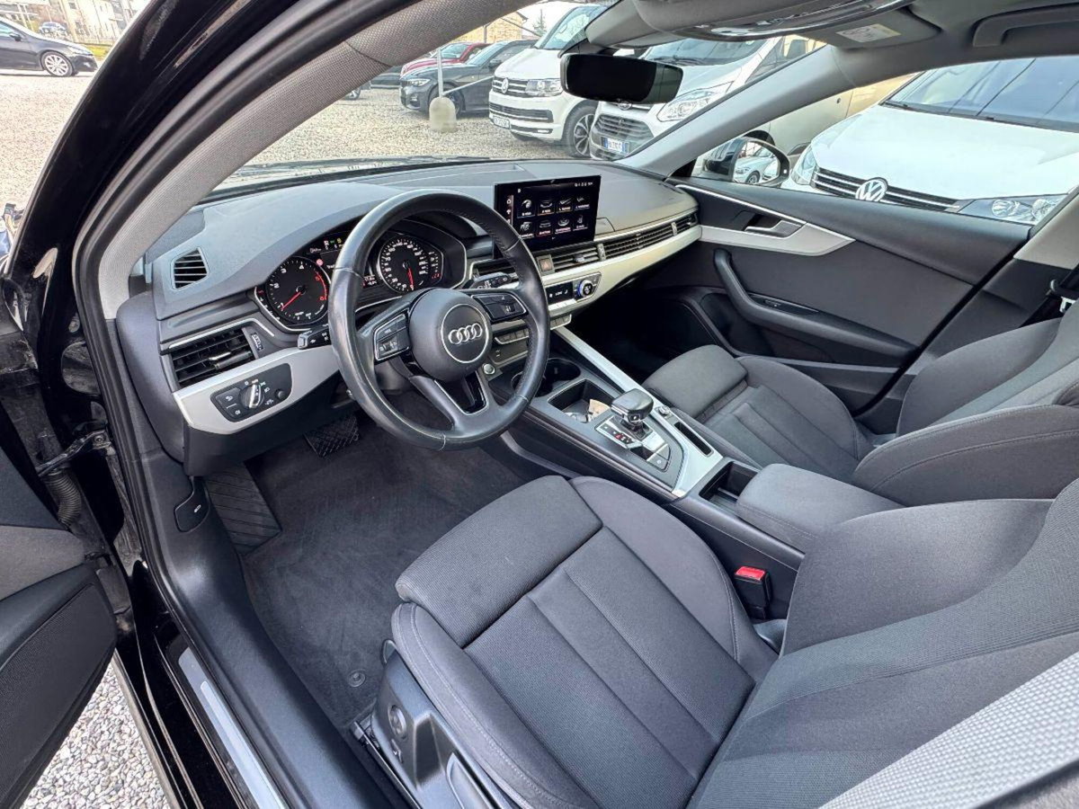 Audi A4 2.0 TDI 190 CV S tronic S line edition (8)