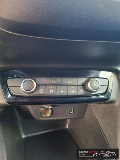 Opel Corsa 1.2 Elegance (16)